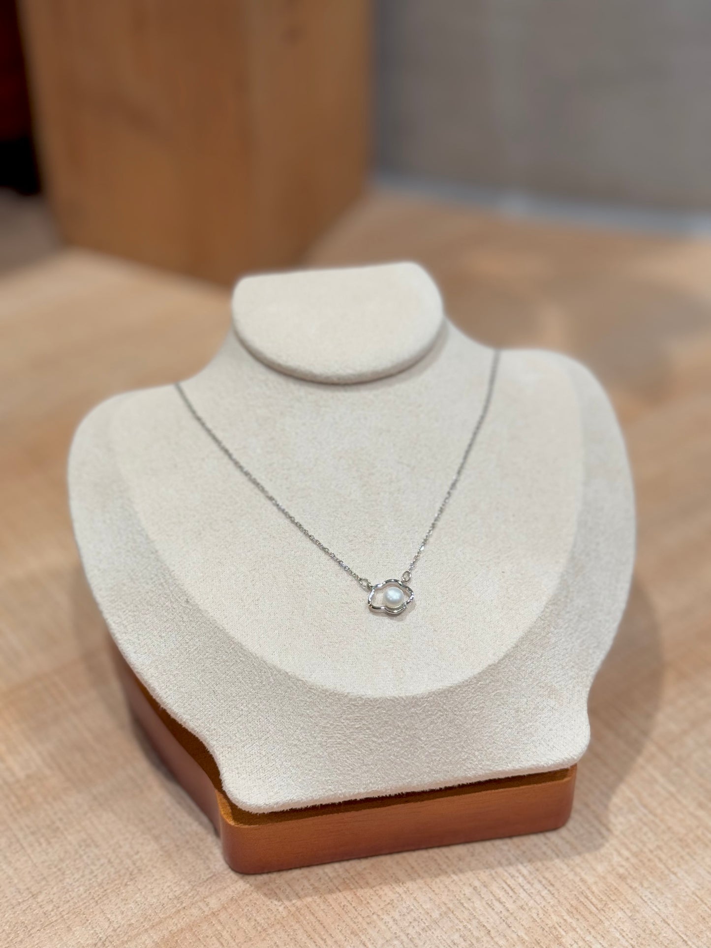 白雲淡水小珍珠頸鏈